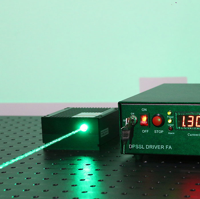 505nm 300mW Solid State Laser Green Laser Beam